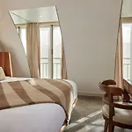 Maison Albar - Le Pont-neuf 5*