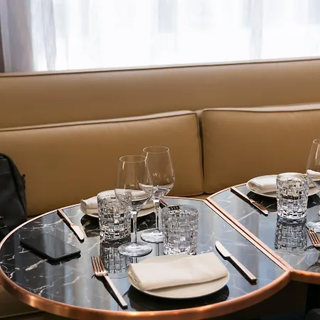 Maison Albar - Le Pont-neuf 5*