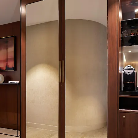 Maison Albar - Le Pont-neuf 5*