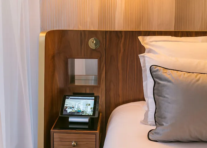 Maison Albar - Le Pont-neuf ホテル