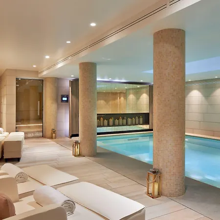 Maison Albar - Le Pont-neuf 5*